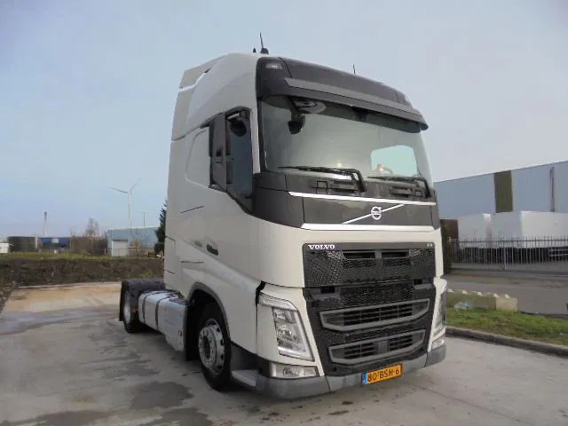 Volvo FH 420 MEGA NL TRUCK APK /TUV 01-05-2026 - Влекач: снимка 3 Volvo FH 420 MEGA NL TRUCK APK /TUV 01-05-2026 - Влекач: снимка 3