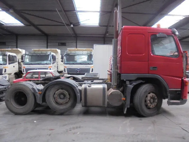 Volvo FM 380 ENGINE NOT OK ONLY PARTS NL TRUCK - Влекач: снимка 4 Volvo FM 380 ENGINE NOT OK ONLY PARTS NL TRUCK - Влекач: снимка 4