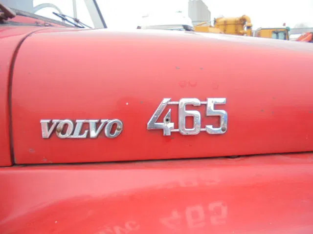 Volvo L 465 - Камион с брезент: снимка 4 Volvo L 465 - Камион с брезент: снимка 4