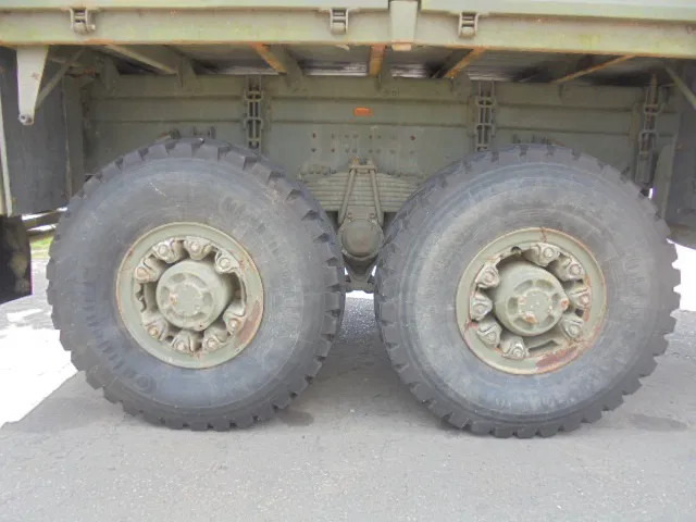 Volvo N 10 6X6 L + FASSI 3X IN STOCK - Бордови камион, Камион с кран: снимка 5 Volvo N 10 6X6 L + FASSI 3X IN STOCK - Бордови камион, Камион с кран: снимка 5