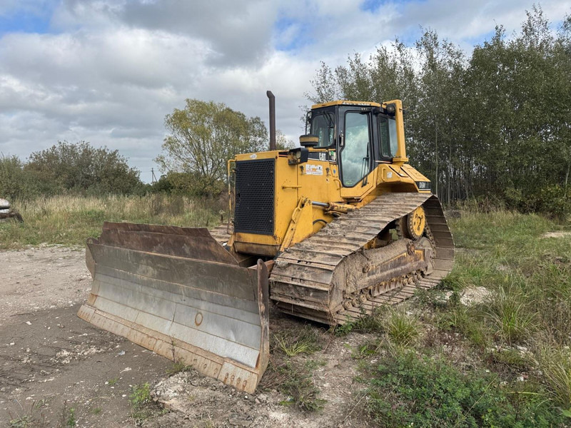 Caterpillar D6M - Булдозер: снимка 1 Caterpillar D6M - Булдозер: снимка 1