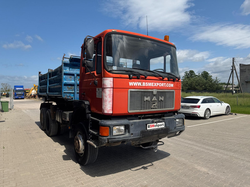 MAN 26.302, 6x6 - Самосвал камион: снимка 2 MAN 26.302, 6x6 - Самосвал камион: снимка 2