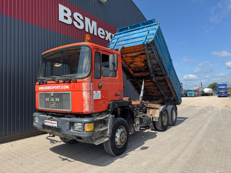 MAN 26.302, 6x6 - Самосвал камион: снимка 5 MAN 26.302, 6x6 - Самосвал камион: снимка 5