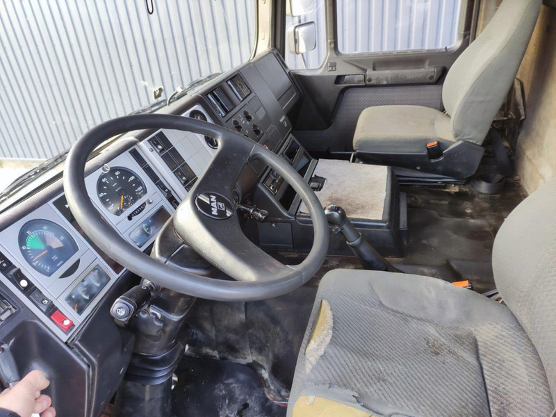 Бетоновоз MAN FE 35.410: снимка 9