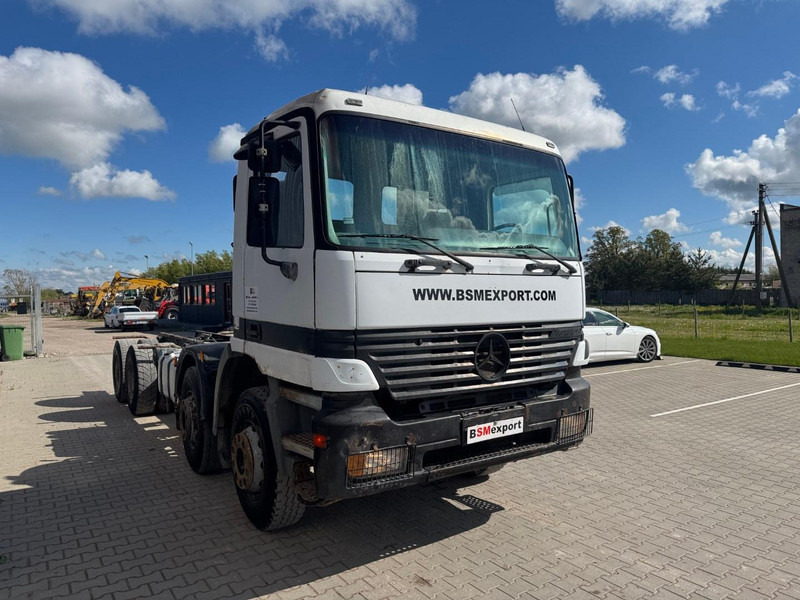 Mercedes-Benz Actros 3235 - Шаси кабина: снимка 3 Mercedes-Benz Actros 3235 - Шаси кабина: снимка 3