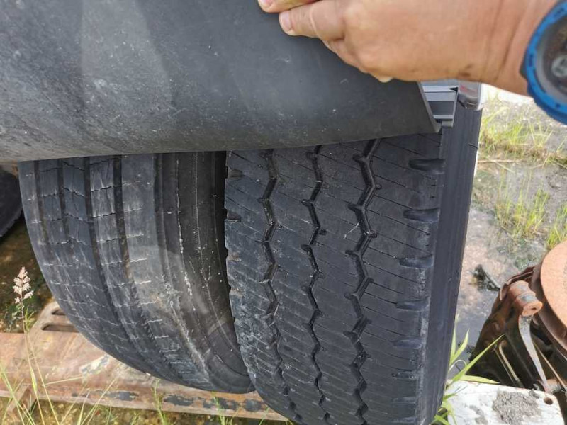 SAF spring suspension axle for trailer - Гума за Камион: снимка 3 SAF spring suspension axle for trailer - Гума за Камион: снимка 3