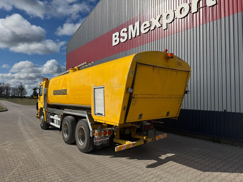 Scania 113.320 vacuum truck - Каналопочистваща машина: снимка 4 Scania 113.320 vacuum truck - Каналопочистваща машина: снимка 4