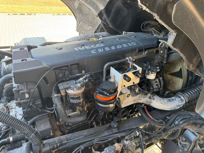 Влекач Iveco Stralis 440s42: снимка 20 Влекач Iveco Stralis 440s42: снимка 20