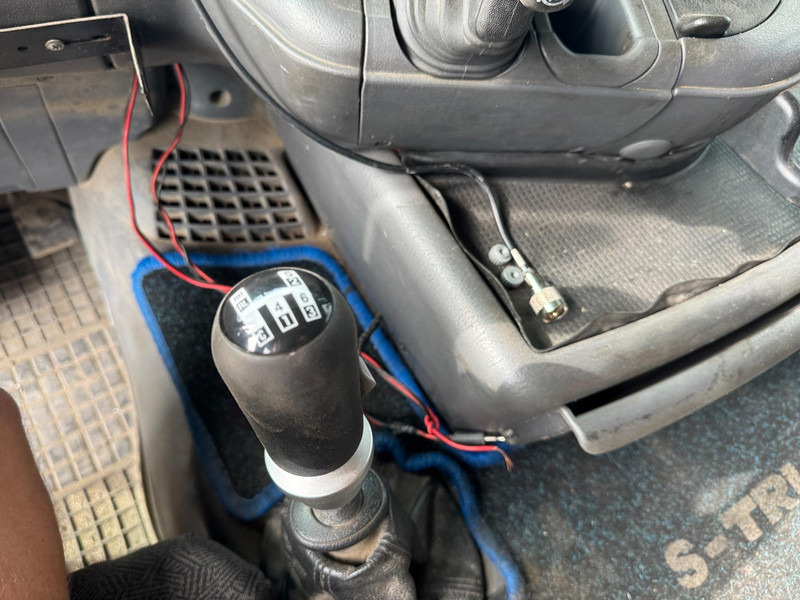 Scania 114 L 380 - Влекач: снимка 5 Scania 114 L 380 - Влекач: снимка 5