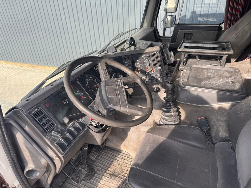 Volvo FL 7 260, 10000 liter - Камион цистерна: снимка 5 Volvo FL 7 260, 10000 liter - Камион цистерна: снимка 5