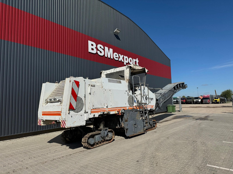 Wirtgen 2000 DC - Техника за слагане на асфалт: снимка 1 Wirtgen 2000 DC - Техника за слагане на асфалт: снимка 1