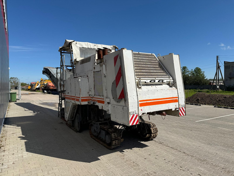 Wirtgen 2000 DC - Техника за слагане на асфалт: снимка 2 Wirtgen 2000 DC - Техника за слагане на асфалт: снимка 2