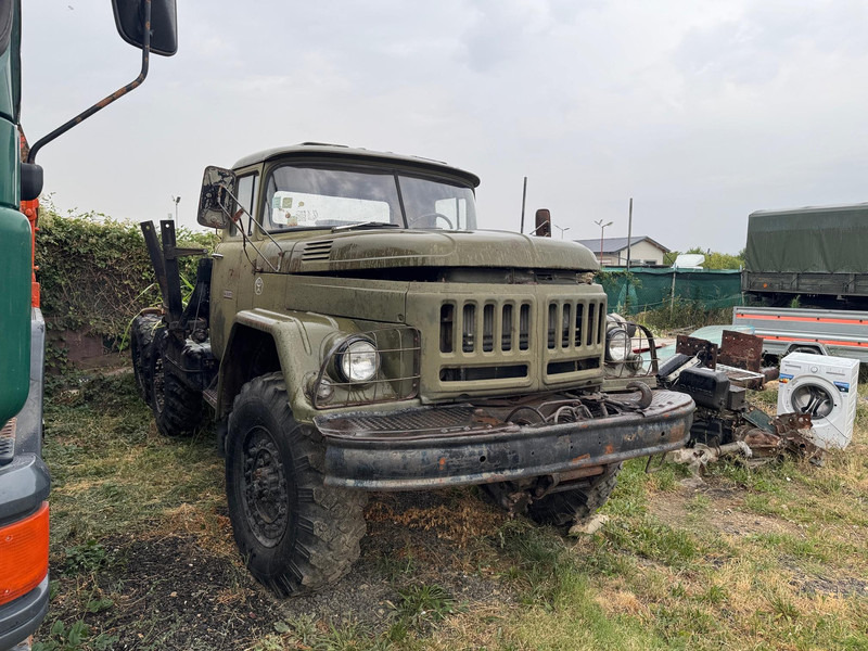 ZIL 131, 6X6 - Шаси кабина: снимка 2 ZIL 131, 6X6 - Шаси кабина: снимка 2