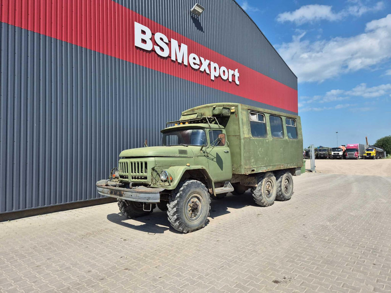 Камион с брезент ZIL 131  truck, people carrier, 18 seats +3 in cabin.: снимка 1