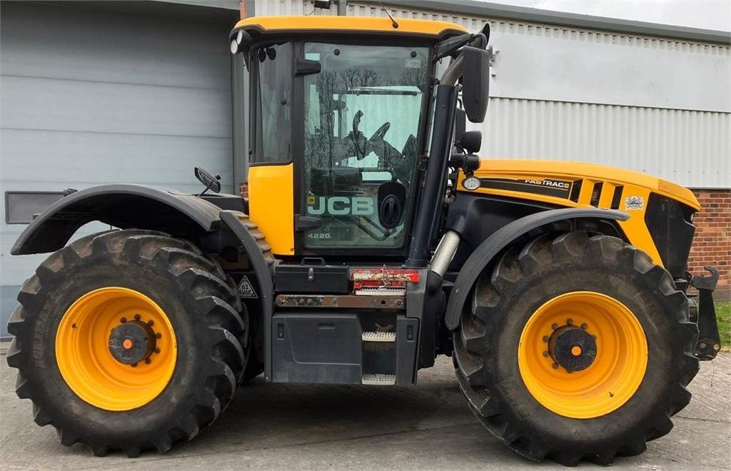 JCB 4220 Fastrac - Трактор: снимка 5 JCB 4220 Fastrac - Трактор: снимка 5