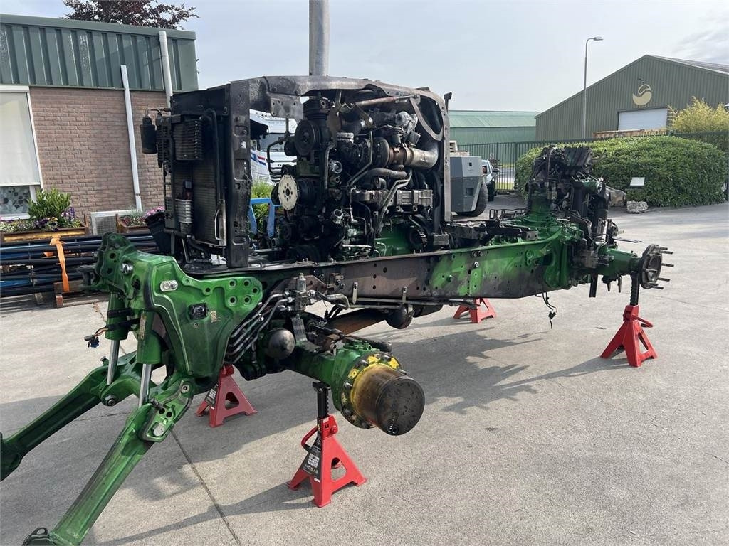John Deere 6130r - Трактор: снимка 1 John Deere 6130r - Трактор: снимка 1
