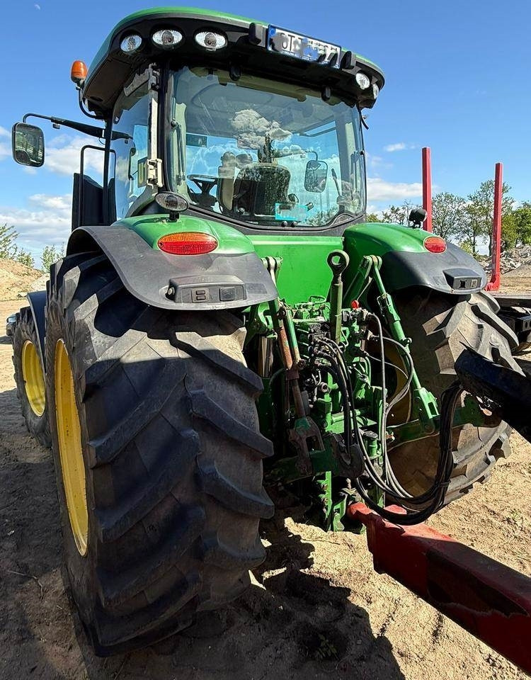 John Deere 7230R - Трактор: снимка 4 John Deere 7230R - Трактор: снимка 4