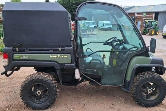 John Deere 855D - Четириколка: снимка 5 John Deere 855D - Четириколка: снимка 5