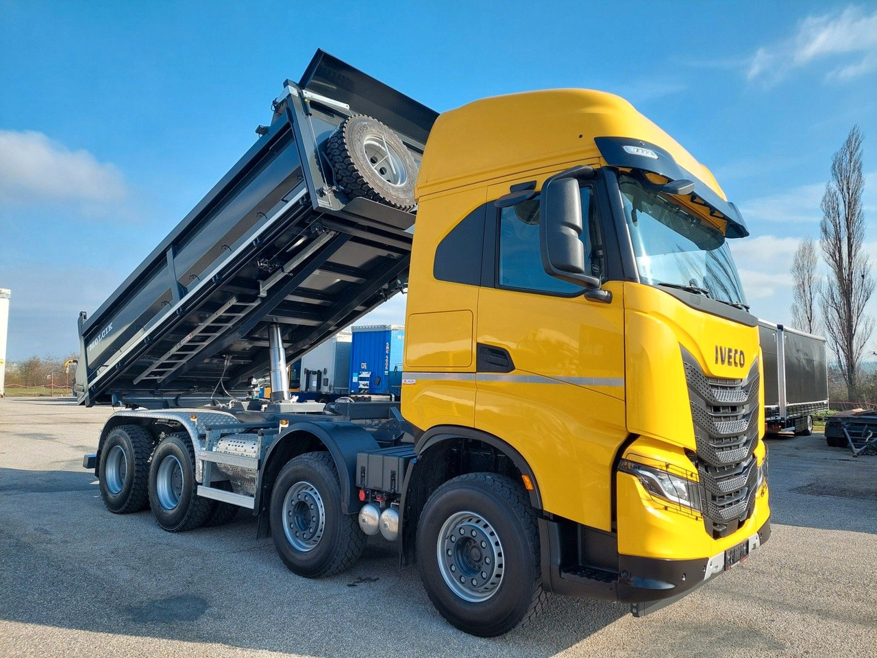 Iveco AS360X53Z Stralis X-WAY 8x4 Bordmatik - Самосвал камион: снимка 2 Iveco AS360X53Z Stralis X-WAY 8x4 Bordmatik - Самосвал камион: снимка 2