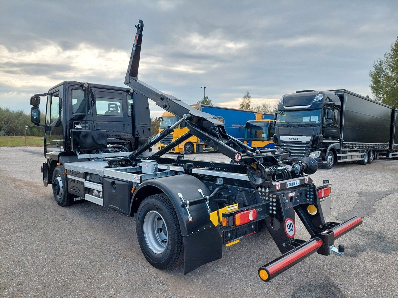 Iveco Eurocargo 120E22 - SOFORT verfügbar - Мултилифт с кука камион: снимка 3 Iveco Eurocargo 120E22 - SOFORT verfügbar - Мултилифт с кука камион: снимка 3