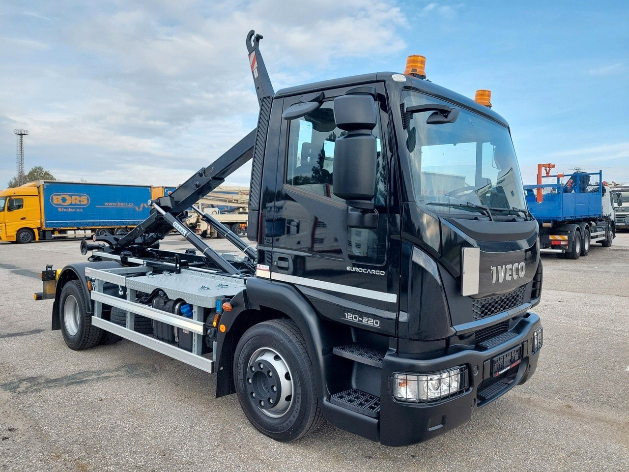 Iveco Eurocargo 120E22 - SOFORT verfügbar - Мултилифт с кука камион: снимка 2 Iveco Eurocargo 120E22 - SOFORT verfügbar - Мултилифт с кука камион: снимка 2