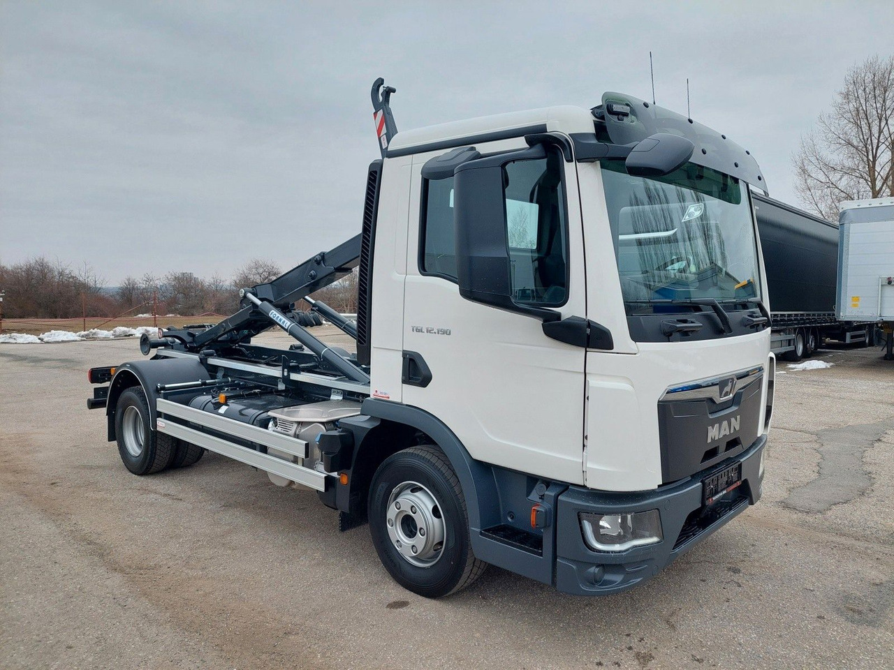 MAN TG3 TGL 12.190 BB 4x2 - Мултилифт с кука камион: снимка 2 MAN TG3 TGL 12.190 BB 4x2 - Мултилифт с кука камион: снимка 2