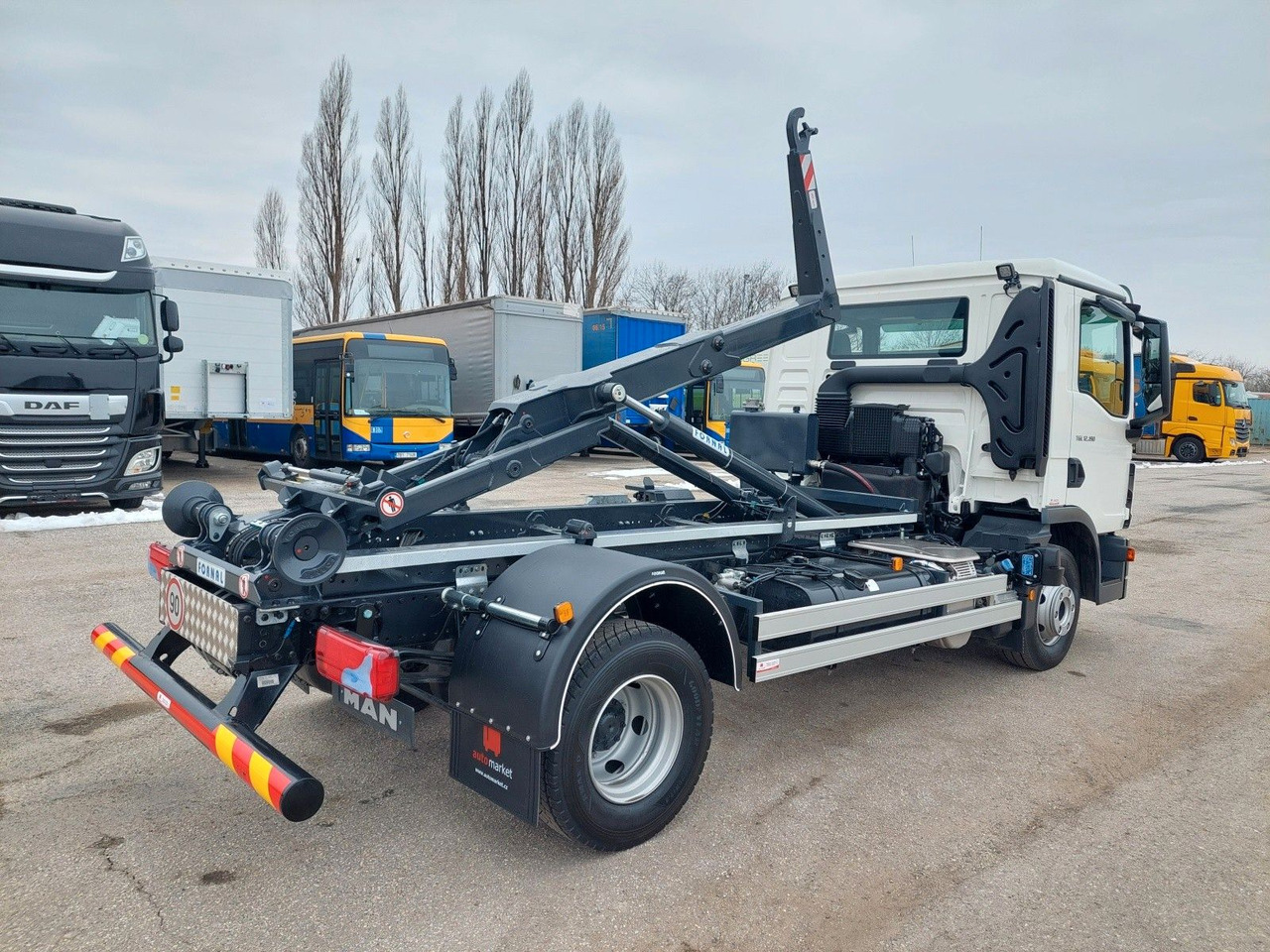 MAN TG3 TGL 12.190 BB 4x2 - Мултилифт с кука камион: снимка 4 MAN TG3 TGL 12.190 BB 4x2 - Мултилифт с кука камион: снимка 4