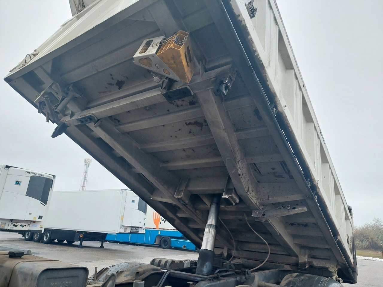 MAN TGA 26.430 BB 6x4 Meiller - Самосвал камион: снимка 5 MAN TGA 26.430 BB 6x4 Meiller - Самосвал камион: снимка 5