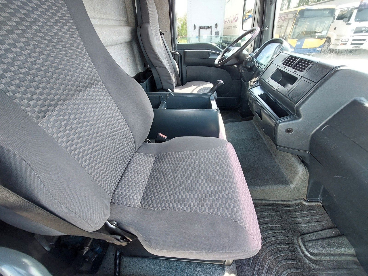 Лизинг на  MAN TGL 8.180 4X2 BL MAN TGL 8.180 4X2 BL: снимка 13