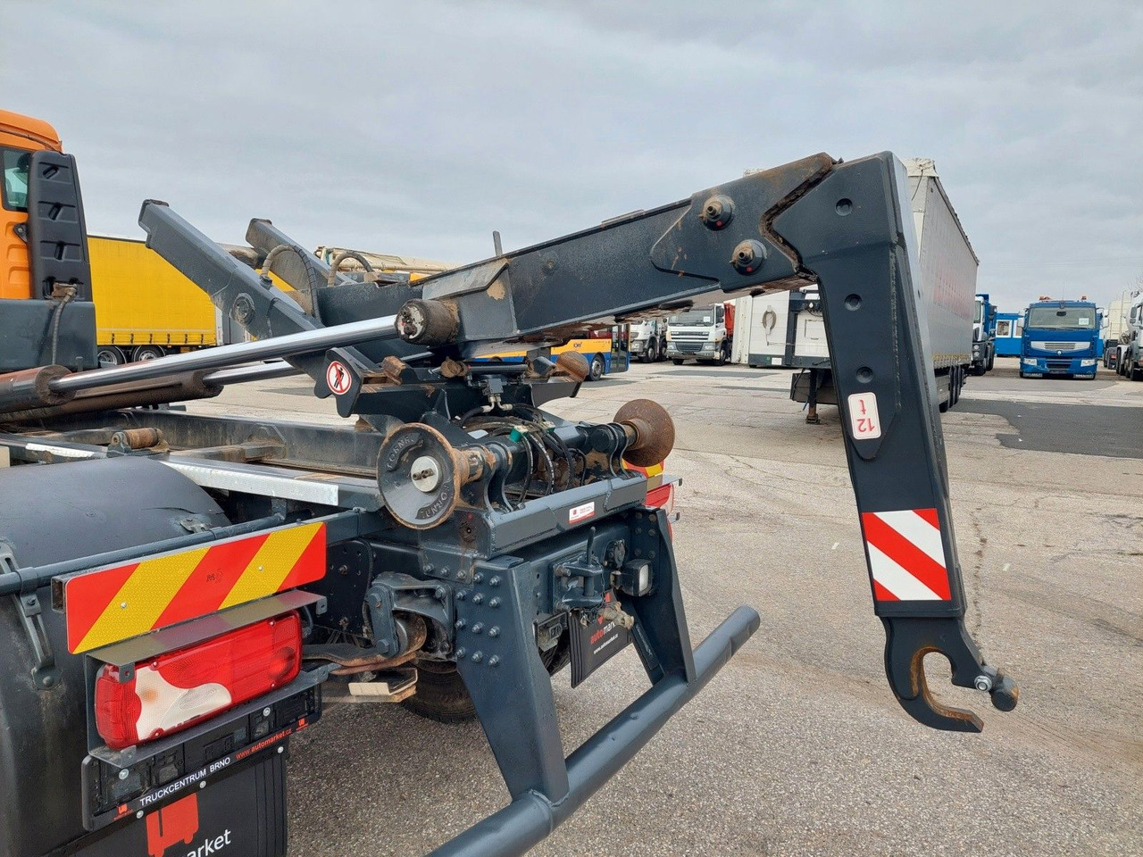 Лизинг на MAN TGM 18.290 4X2 BB MAN TGM 18.290 4X2 BB: снимка 11 Лизинг на MAN TGM 18.290 4X2 BB MAN TGM 18.290 4X2 BB: снимка 11