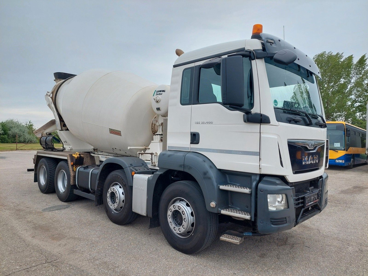 MAN TGS 32.400 8X4 BB Stetter 9 m³ - Бетоновоз: снимка 2 MAN TGS 32.400 8X4 BB Stetter 9 m³ - Бетоновоз: снимка 2
