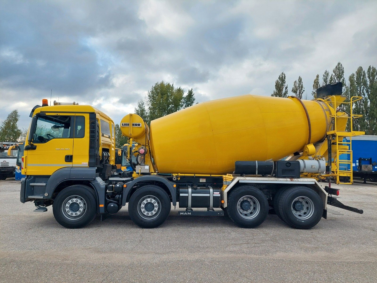 MAN TGS 32.460 8X4 BB Liebherr 9 m³ - Бетоновоз: снимка 5 MAN TGS 32.460 8X4 BB Liebherr 9 m³ - Бетоновоз: снимка 5