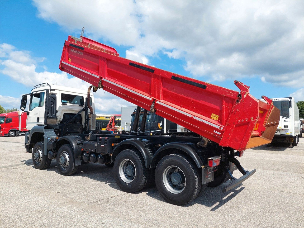 MAN TGS 35.460 BB Meiller Bordmatik 8x6 - Самосвал камион: снимка 3 MAN TGS 35.460 BB Meiller Bordmatik 8x6 - Самосвал камион: снимка 3