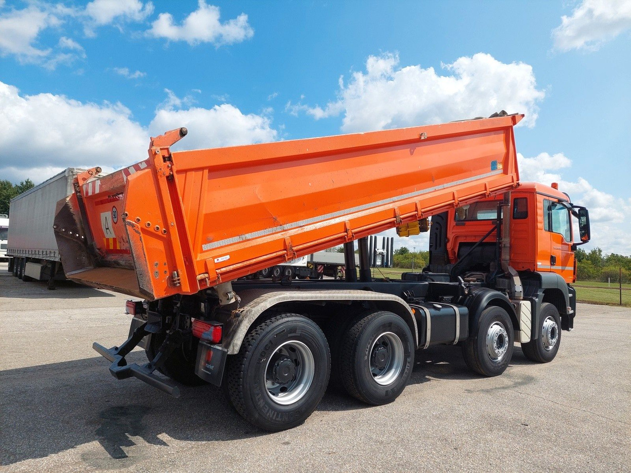 MAN TGS 35.480 8x4 BB Meiller Bordmatik - Самосвал камион: снимка 4 MAN TGS 35.480 8x4 BB Meiller Bordmatik - Самосвал камион: снимка 4