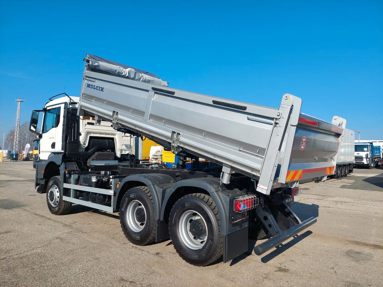 MAN TGS 35.520 6X6 BB CH - Самосвал камион: снимка 3 MAN TGS 35.520 6X6 BB CH - Самосвал камион: снимка 3