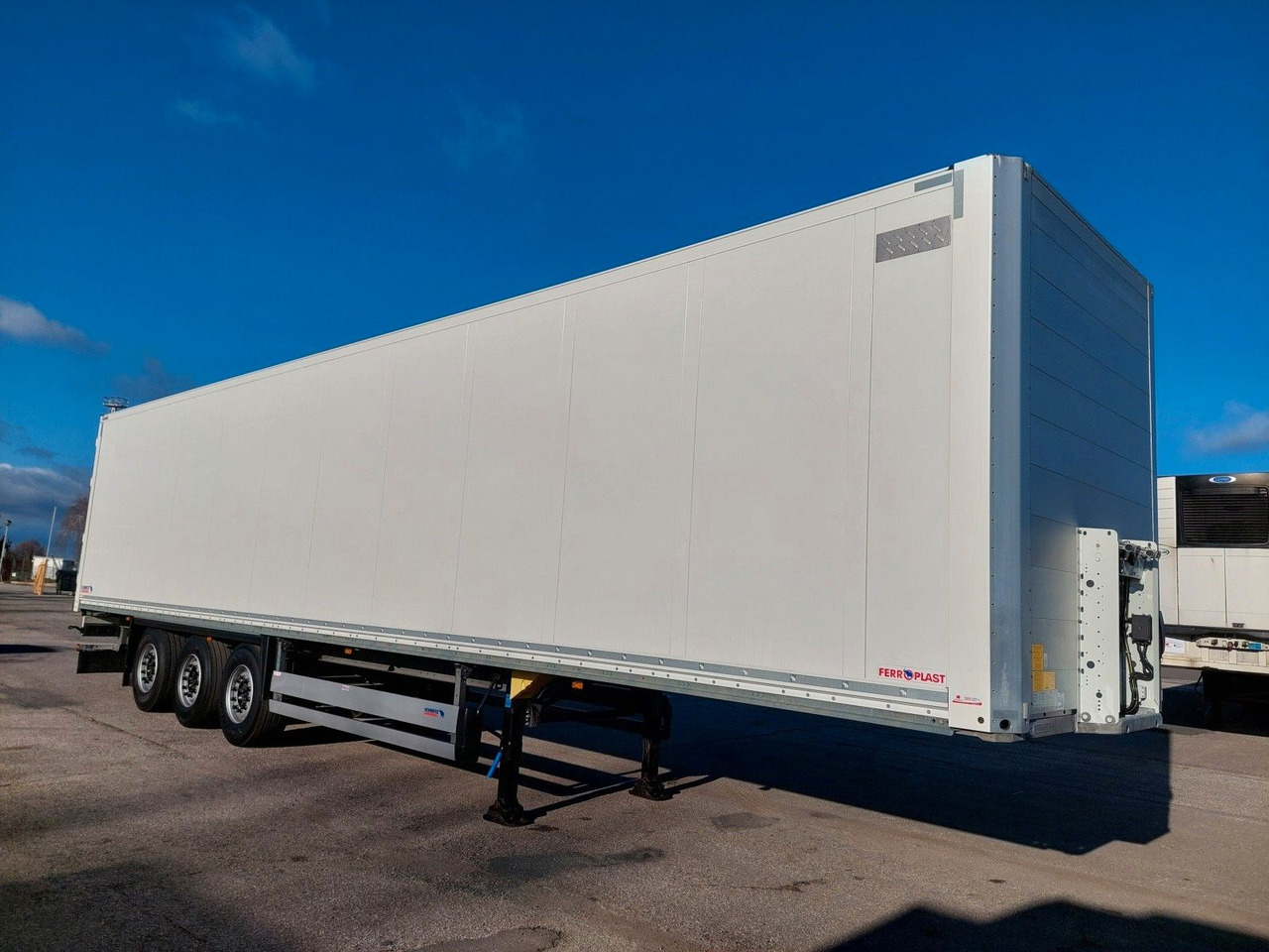 Schmitz Cargobull SKO 24 Doppelstock - Затворена каросерия полуремарке: снимка 2 Schmitz Cargobull SKO 24 Doppelstock - Затворена каросерия полуремарке: снимка 2