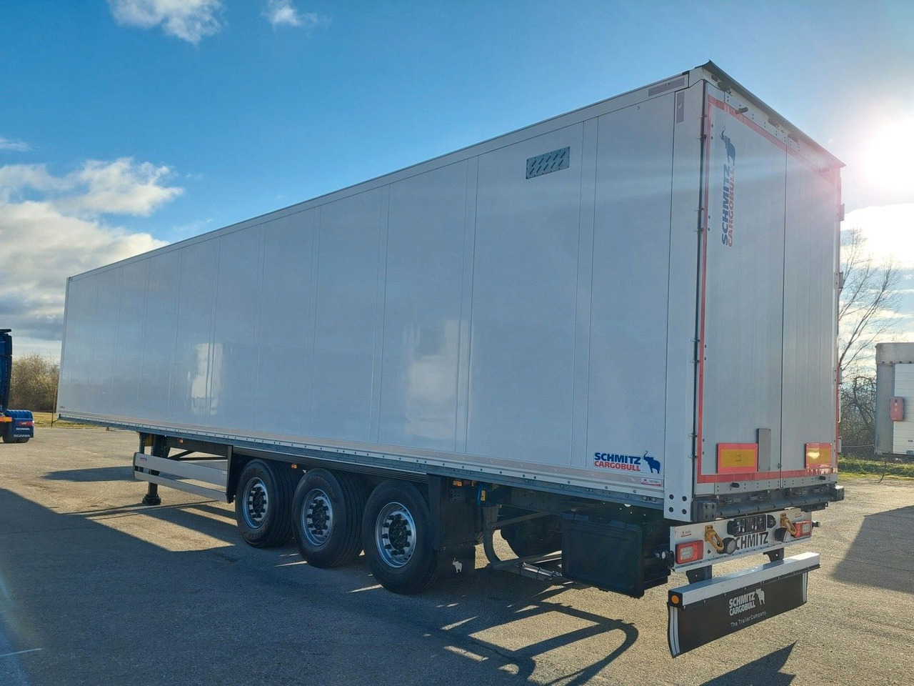 Schmitz Cargobull SKO 24 Doppelstock - Затворена каросерия полуремарке: снимка 3 Schmitz Cargobull SKO 24 Doppelstock - Затворена каросерия полуремарке: снимка 3