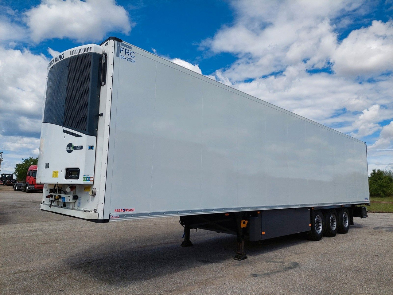Schmitz Cargobull SKO24 ThermoKing SLXi 300 - Рефрижератор полуремарке: снимка 1 Schmitz Cargobull SKO24 ThermoKing SLXi 300 - Рефрижератор полуремарке: снимка 1