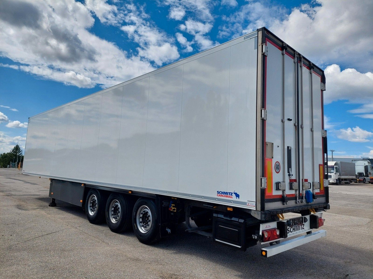 Schmitz Cargobull SKO24 ThermoKing SLXi 300 - Рефрижератор полуремарке: снимка 3 Schmitz Cargobull SKO24 ThermoKing SLXi 300 - Рефрижератор полуремарке: снимка 3