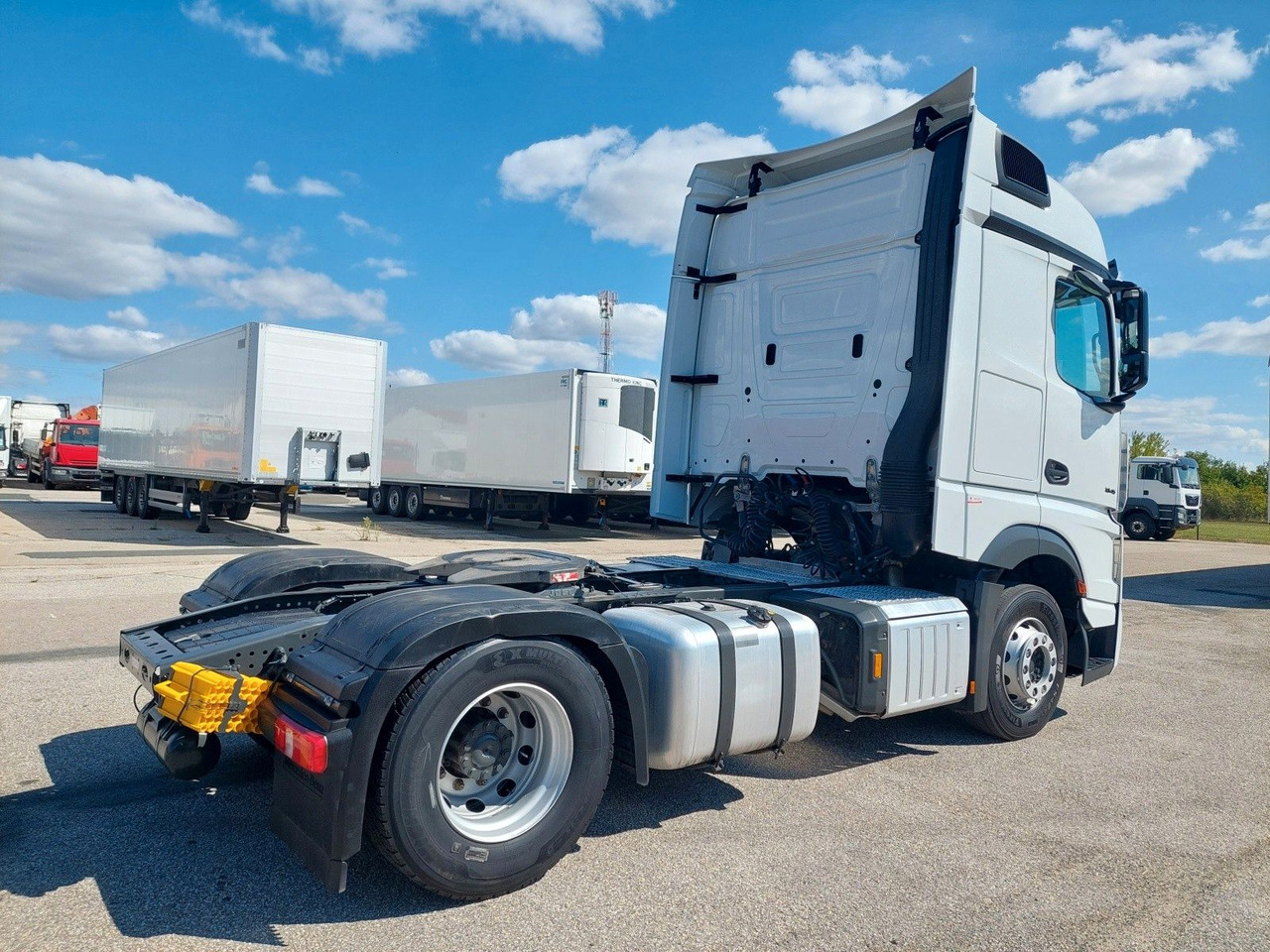Mercedes-Benz Actros 5 1845 LS BigSpace 4x2 - Влекач: снимка 4 Mercedes-Benz Actros 5 1845 LS BigSpace 4x2 - Влекач: снимка 4