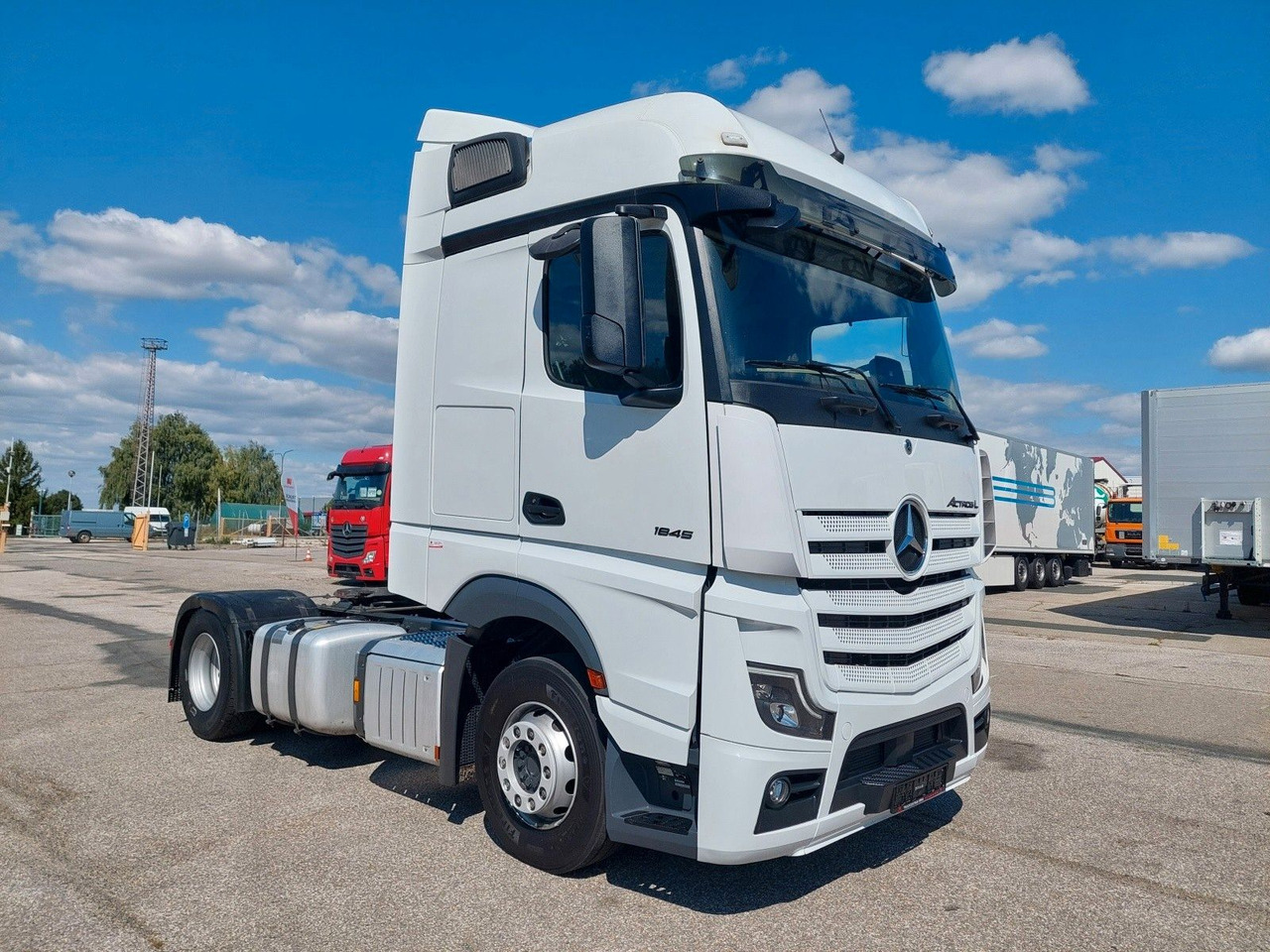 Mercedes-Benz Actros 5 1845 LS BigSpace 4x2 - Влекач: снимка 2 Mercedes-Benz Actros 5 1845 LS BigSpace 4x2 - Влекач: снимка 2