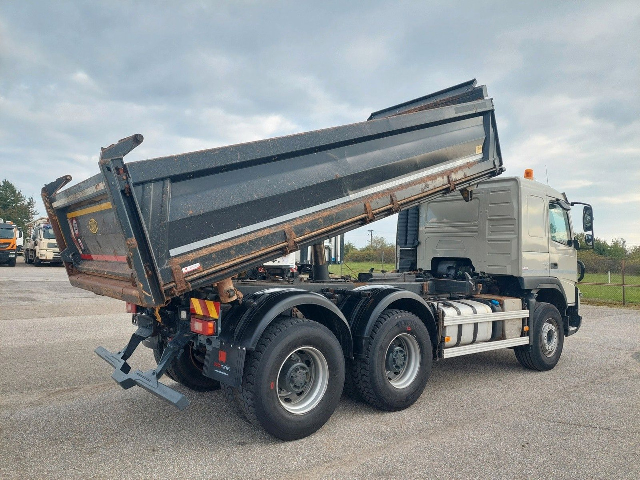 Volvo FMX 460 Meiller Bordmatik 6x4 - Самосвал камион: снимка 4 Volvo FMX 460 Meiller Bordmatik 6x4 - Самосвал камион: снимка 4