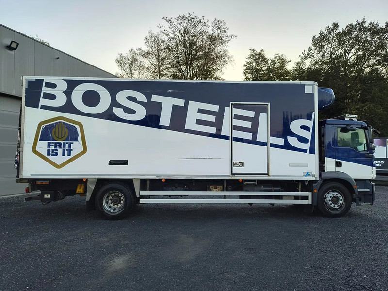 MAN TGM 18.250 2 COMP THERMOKING - 2000KG DHOLLANDIA - Рефрижератор камион: снимка 4 MAN TGM 18.250 2 COMP THERMOKING - 2000KG DHOLLANDIA - Рефрижератор камион: снимка 4