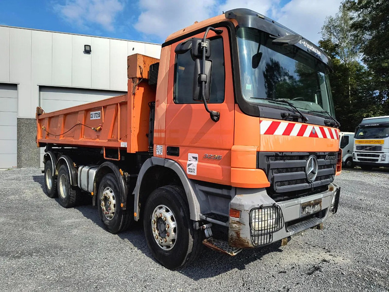 Mercedes-Benz Actros 3236 8X4 - 2 SIDE TIPPER/BI-BENNE - Самосвал камион: снимка 3 Mercedes-Benz Actros 3236 8X4 - 2 SIDE TIPPER/BI-BENNE - Самосвал камион: снимка 3