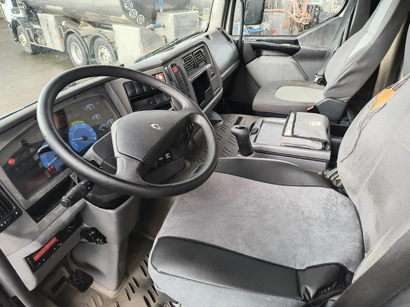 Камион цистерна За превоз на гориво Renault Premium 270 13500L FUEL / CARBURANT TRUCK - 5 COMP/ A LAMES: снимка 9 Камион цистерна За превоз на гориво Renault Premium 270 13500L FUEL / CARBURANT TRUCK - 5 COMP/ A LAMES: снимка 9