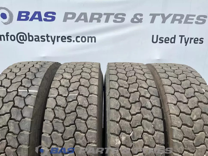Bridgestone - Гума за Камион: снимка 2 Bridgestone - Гума за Камион: снимка 2