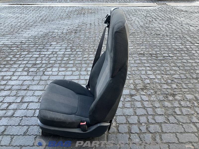 DAF XF G2 Bijrijdersstoel DAF 2438084 - Седалка за Камион: снимка 1 DAF XF G2 Bijrijdersstoel DAF 2438084 - Седалка за Камион: снимка 1