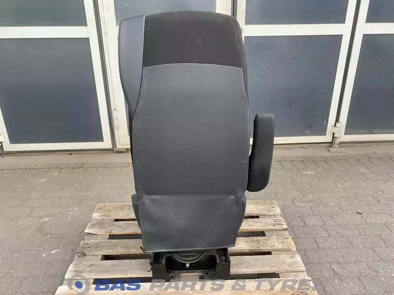 DAF XF106 - Седалка за Камион: снимка 3 DAF XF106 - Седалка за Камион: снимка 3