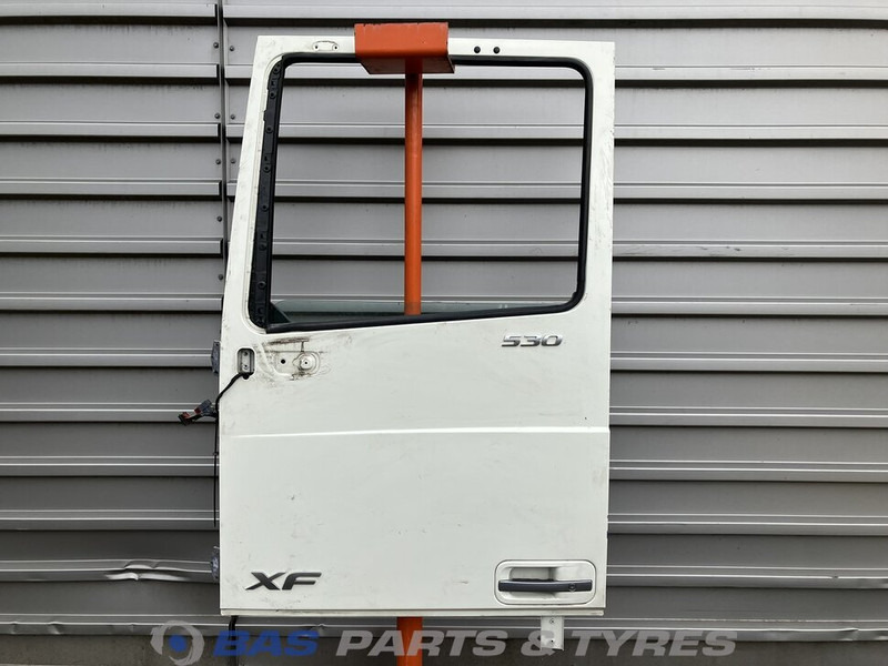 DAF XF106 - Врата и части за Камион: снимка 1 DAF XF106 - Врата и части за Камион: снимка 1