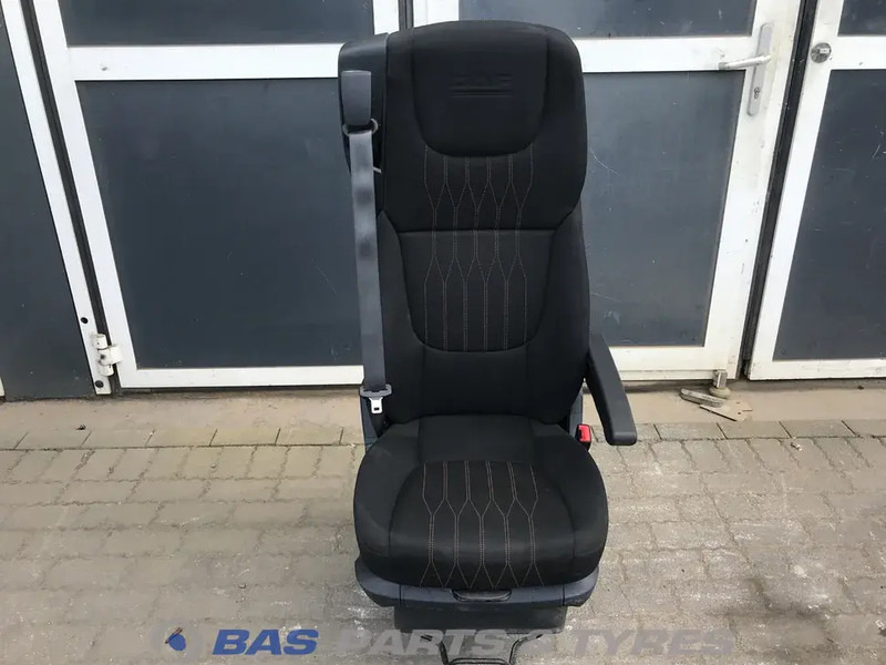 DAF XF106 - Седалка за Камион: снимка 1 DAF XF106 - Седалка за Камион: снимка 1